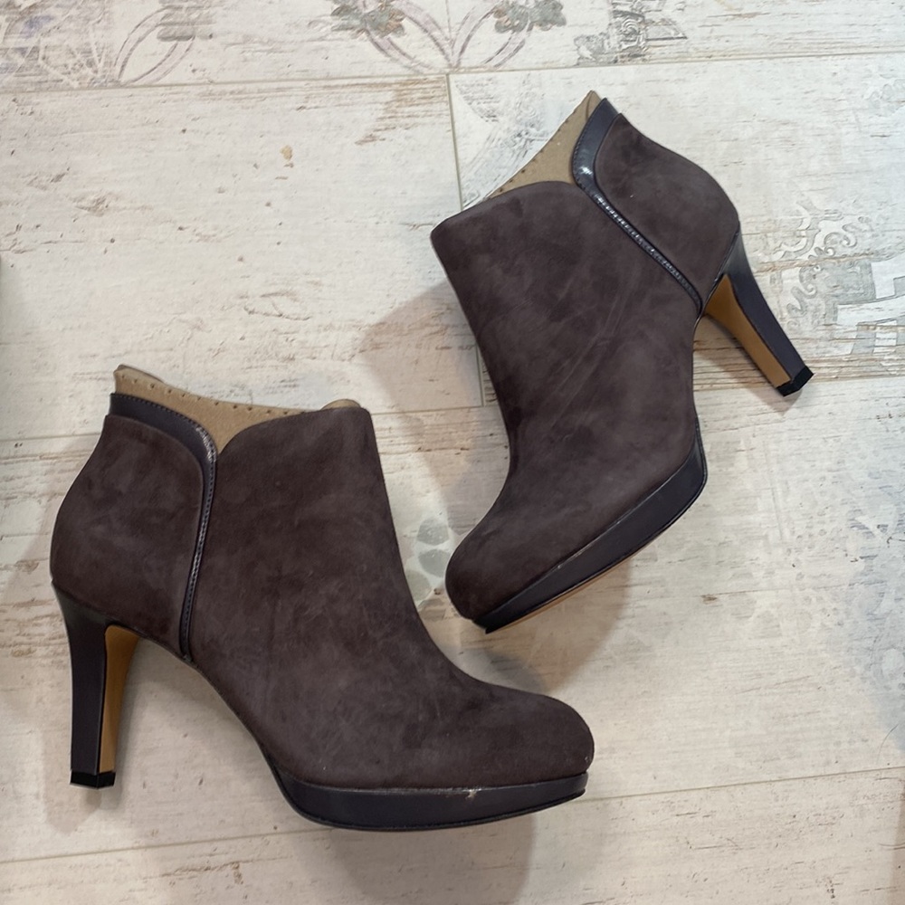 Clarks Delsie Stella Purple Grey Suede Heeled Booties